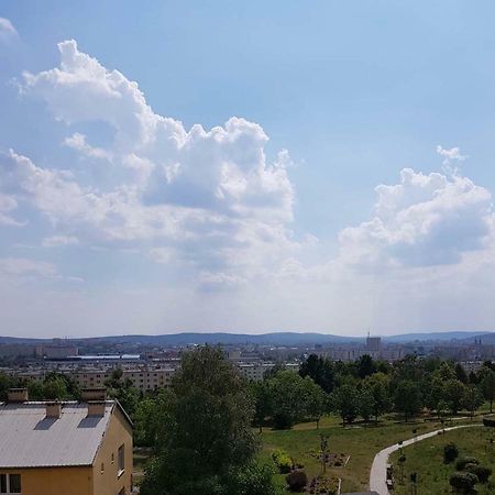 Sloneczny Apartman Kielce Kültér fotó